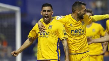 Romera celebra el gol al Mirandés.