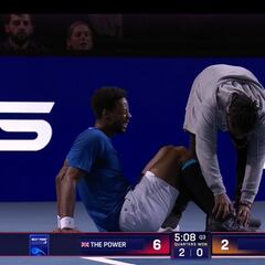 Monfils se lesiona en el UTS, pero vuelve a jugar más tarde