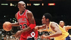 El estadounidense es el mejor basquetbolista de la historia con seis anillos ganados con los Chicago Bulls. Hizo 30,1 puntos por partido en toda su carrera deportiva, el mayor promedio en la historia de la liga. Ganó 10 títulos de máximo anotador, 5 MVP de la temporada, estuvo en el mejor quinteto de la NBA en diez ocasiones, en el defensivo nueve veces, líder en robos de balón durante tres años y un premio al mejor defensor de la temporada.