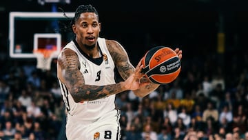 Will Clyburn of Virtus Segafredo Bologna in action during the Turkish Airlines Euroleague, match played between FC Barcelona and Virtus Segafredo Bologna at Palau Blaugrana on April 11, 2025 in Barcelona, Spain.