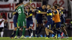 Boca celebra una gran victoria sobre River en el Monumental