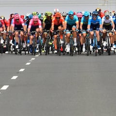 Resumen de la etapa 3 del UAE Tour: Valverde gana de arcoíris