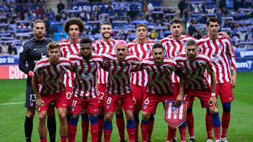OVIEDO, SPAIN - JANUARY 04: Players of Club Atletico de Madrid pose for a team photograph prior to the Copa del Rey round of 32 match between Real Oviedo and Atletico de Madrid at Carlos Tartiere on January 04, 2023 in Oviedo, Spain. (Photo by Juan Manuel Serrano Arce/Getty Images)