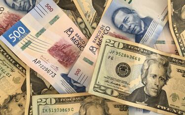 ¿En qué momento conviene comprar y vender dólares?