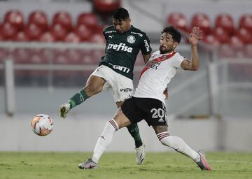 Palmeiras golea a River Plate en el Estadio Libertadores de América y complica la llave para el equipo de Rafael Santos Borré y Jorge Carrascal, quien salió expulsado