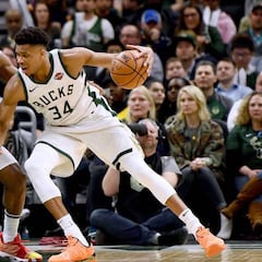 Los secundarios resuelven el Harden-Anteto en plena lucha por el MVP: Milwaukee brilla