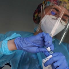 Los 8 síntomas de Ómicron que se pueden confundir con un resfriado, gripe o alergia