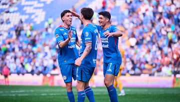 Jose Antonio Paradela, Agustin Palavecino, Nicolas Ibanez of Cruz Azul during the 6th round match between Cruz Azul and Tigres UANL as part of the Liga BBVA MX, Torneo Clausura 2026 at Cuauhtemoc Stadium, on February 15, 2026 in Puebla, Mexico.