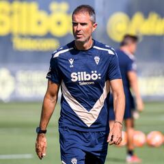 Gaizka Garitano: “Tenemos que exigirnos estar arriba el año que viene”