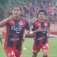 FAS venció a Limeño en la ida de los cuartos de final; Gullit Peña, titular