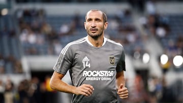 Giorgio Chiellini le pide disculpas a Riqui Puig por gritarle “payaso”