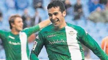 <b>DECISIVO. </b>Fernando no falló ante Aouate y le dio tres puntos de oro a un Betis que ya está a cinco puntos del descenso.