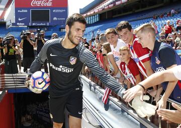 Fichado en 2015 formó parte de la primera plantilla la temporada 2016-2017.
Sigue perteneciendo al club colchonera pero no cuentan con él en la pantilla.
No llegó a debutar.