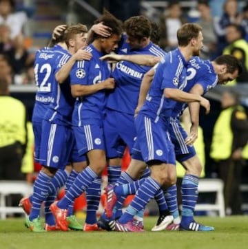 Leroy Sané celebra con el equipo el 3-3.
