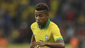 Richarlison encourages David Neres to make Everton move