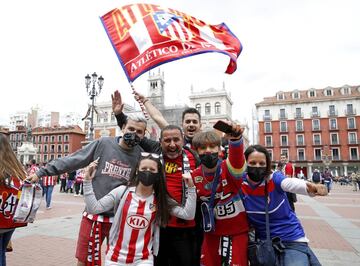 Los jugadores del Atleti celebran LaLiga con la afición en Valladolid