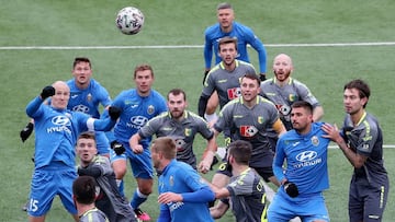 Minsk (Belarus), 21/03/2020.- Players in action during the Belarusian Premier League soccer match between Isloch and Neman Grodno in Minsk, Belarus, 21 March 2020. Belarus didn&#039;t suspend soccer games, as most of European countries due to the coronavi