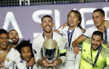 Ramos levantó como capitán la Supercopa de Europa de 2016.