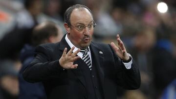 La FA sanciona a Benítez por sus comentarios sobre un árbitro