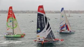 El MOD70 'Oman Air', primero en cruzar el estrecho de Gibraltar