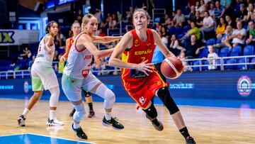 Alba Torrens, alero de la Selección, ante Hungría en Sopron.