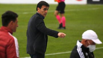 Futbol, Ohiggins vs Colo Colo.
Fecha 14, campeonato Nacional 2022.
El entrenador de Colo Colo Gustavo Quinteros, es fotografiado contra Ohiggins durante el partido por la primera division disputado en el estadio El Teniente.
Rancagua, Chile.
22/05/2022
Jonnathan Oyarzun/Photosport

Football, Ohiggins vs Colo Colo.
14th date, 2022 National Championship.
Colo Colo’s head coach Gustavo Quinteros, is pictured against Ohiggins during the first division match held at El Teniente stadium.
Rancagua, Chile.
05/22/2022
Jonnathan Oyarzun/Photosport