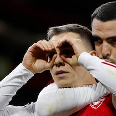 Eze se escapa a por la Premier