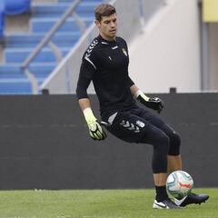 Raúl Fernández, una pesadilla de 11 meses