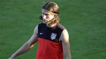 Filipe Luis: "El Chelsea tiene todas las de ganar el viernes"