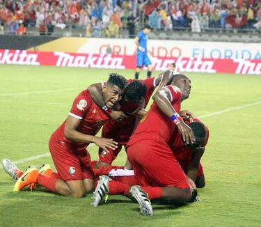 Di María inspires Argentina to Chile win at Copa América