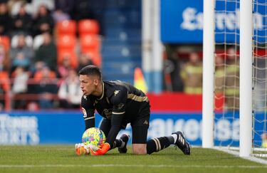 El portero del Lugo sigue siendo fundamental para que el equipo siga sumando y albergue esperanzas de salvarse.