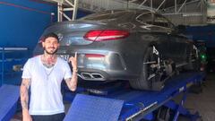 El fanatismo por los autos de lujo de los futbolistas chilenos