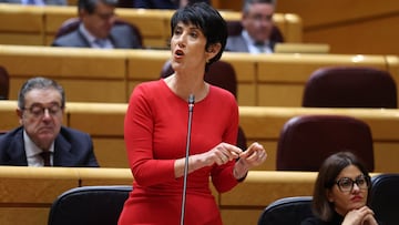 La ministra de Inclusión Seguridad Social y Migraciones y portavoz del Gobierno, Elma Saiz, interviene durante una sesión plenaria en el Senado, a 3 de febrero de 2026, en Madrid (España). Esta tarde el Senado aborda, entre otros temas, Mercosur, el caos ferroviario de las últimas semanas y la regularización de migrantes.
03 FEBRERO 2026;PLENO;SESIÓN PLENARIA;SENADORES;SENADOR;SENADORA;POLÍTICA;
Alejandro Martínez Vélez / Europa Press
03/02/2026