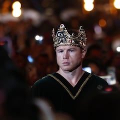 Oleksandr Usyk revienta a Canelo Álvarez: “No es la cara del boxeo mundial”