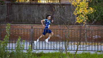 Fernando Carro compite durante la carrera de 10K de Alcobendas de 2020.