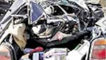 El coche quedó destrozado.