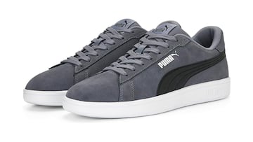 Par de zapatillas Puma con oferta en color gris disponibles en Amazon.