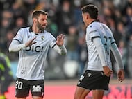 Partido de Liga Hypermotion entre el Burgos CF y el Ad Ceuta CF celebrado en el estadio de ‘El Plantío’
Gol de Mario G del Burgos
01-04-2026 - RICARDO ORDÓÑEZ