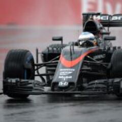 Alonso vuelve a cambiar de motor: 35 puestos de castigo