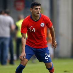 "Salir de Chile a jugar en la MLS influyó para estar en la Roja"