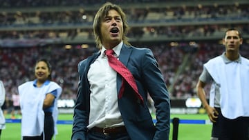 Almeyda le manifiesta respeto y admiración a Carlos Salcido