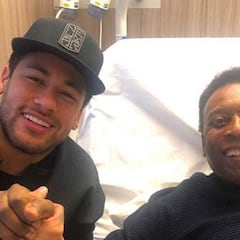 Neymar visita a Pelé mientras continúa hospitalizado en París