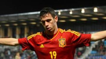 <b>DOBLETE. </b>Álvaro Vázquez marcó dos goles anoche, el último de ellos tras batir al portero egipcio con un toque sutil.