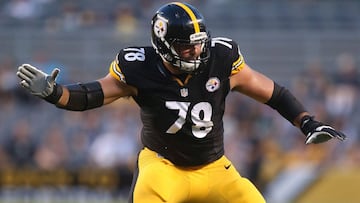 Villanueva firma con Steelers; Le’Veon Bell se ausenta