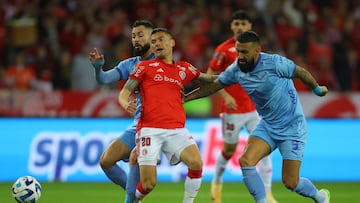 Charles Aránguiz es gigante