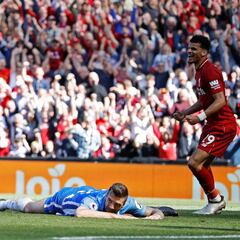 Mo limits! Salah sets new Premier League scoring record