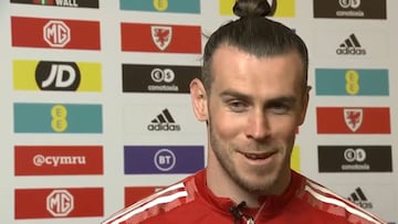 Gareth Bale smirks while taking sarcastic dig at Ancelotti