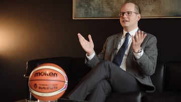 Andreas Zagklis , secretario general de FIBA.