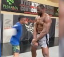 Ngannou no es de este planeta: se deja golpear por otro luchador