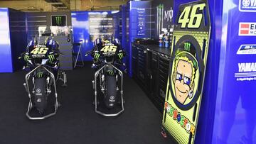 Las Yamaha con el 46 esperan a Rossi.